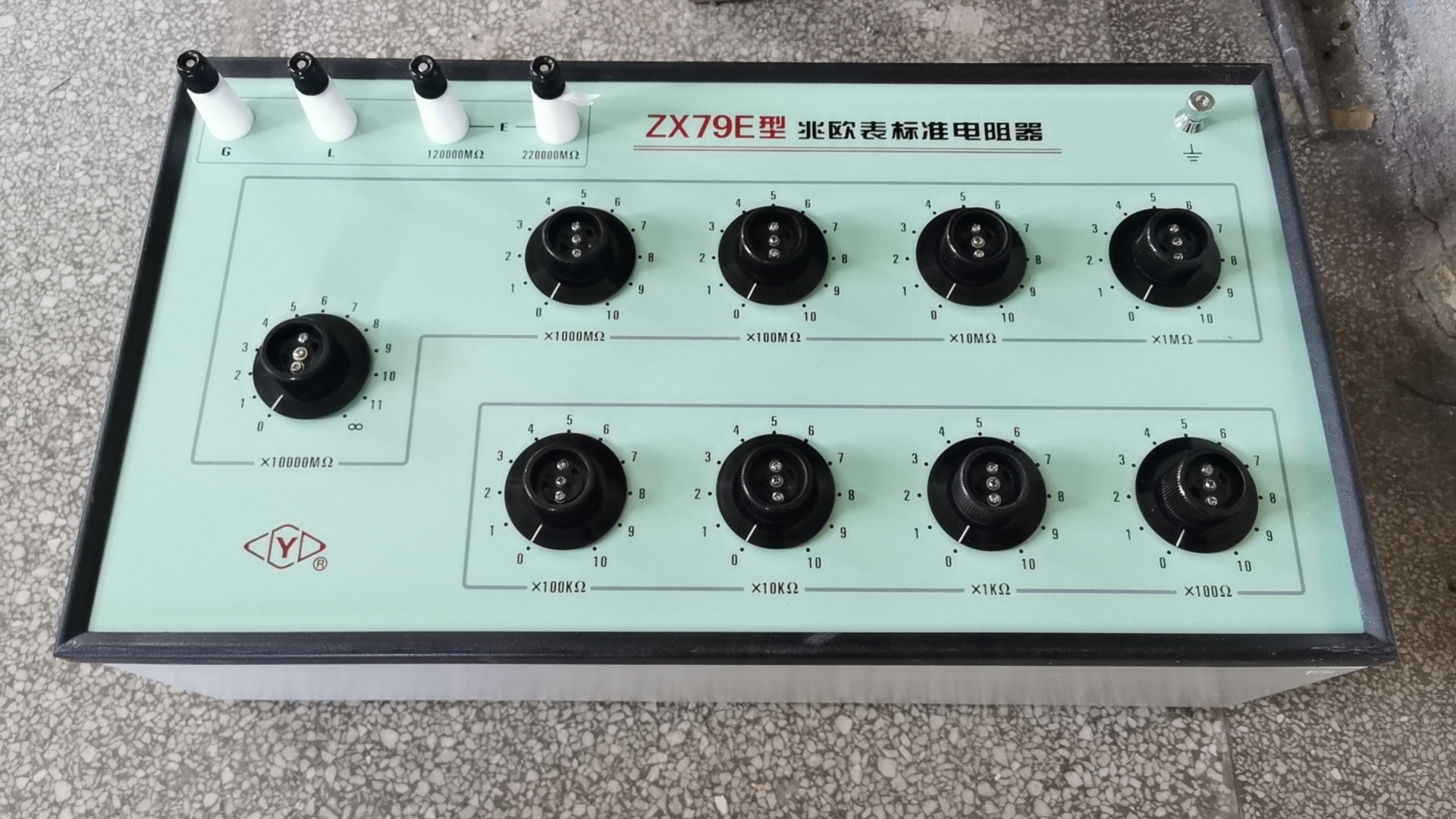 兆欧表标准电阻器/高阻箱 （东方化玻）TC03-ZX79E