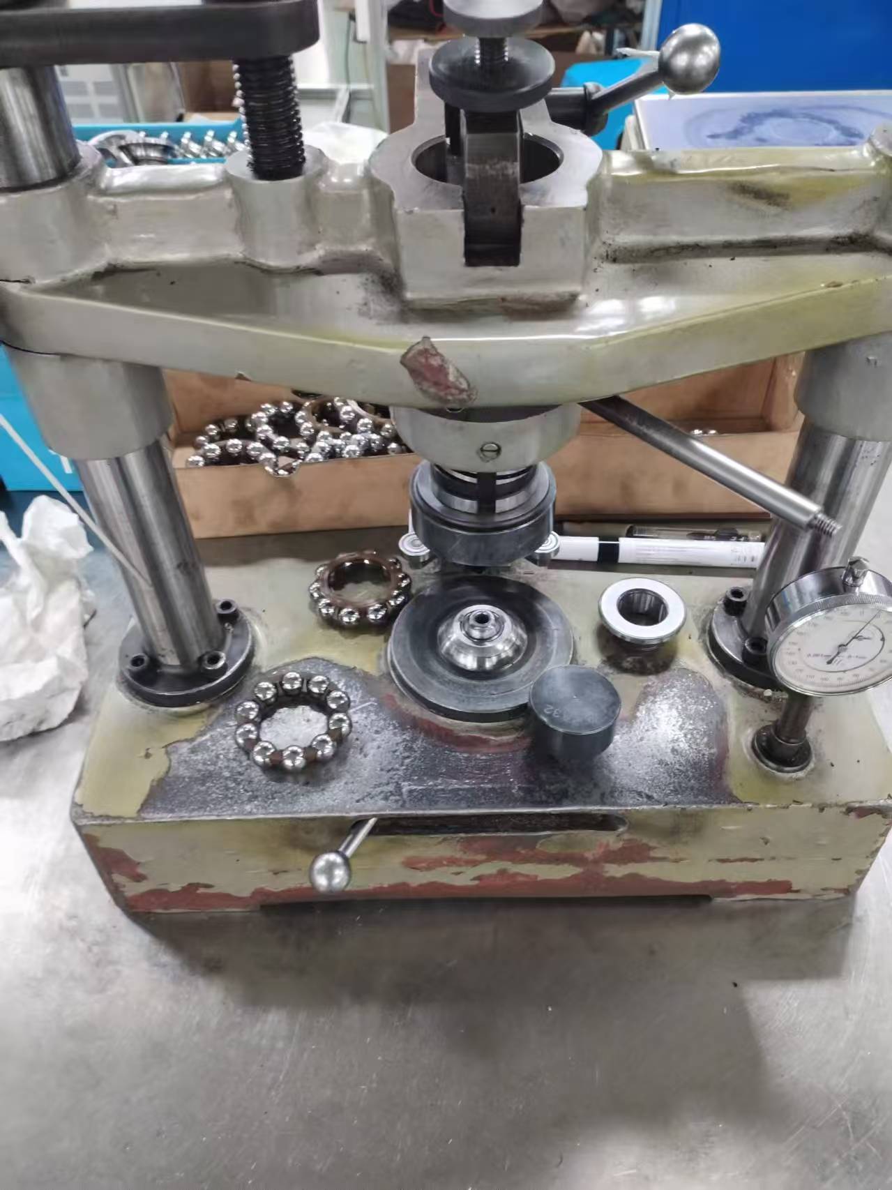 轴承轴向游隙测量仪VE84-X195A