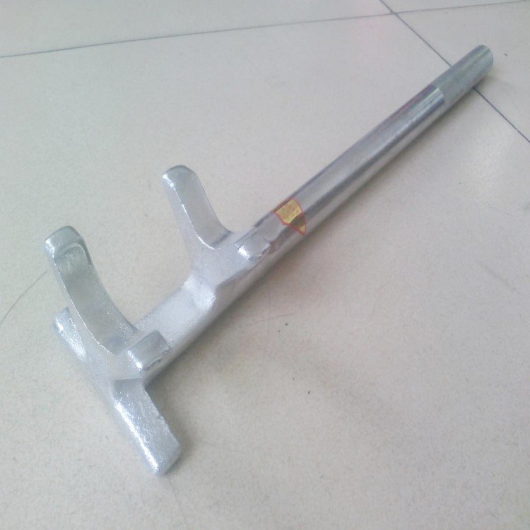 六爪电镀阀门扳手(HL-6DK400×45mm)()M254574