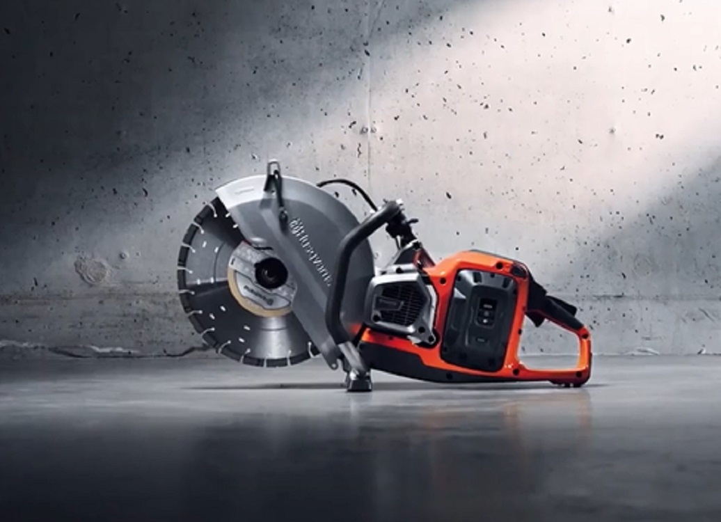 进口瑞典富世华背带式消防专用无齿锯/锂电池无齿锯(含两电一充,赠送普通350mm金属锯片)K1