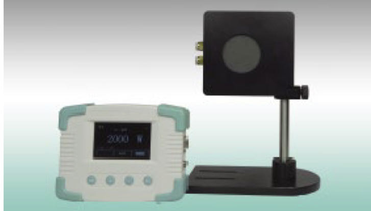 宽光谱激光功率计DS6333P-10k-100